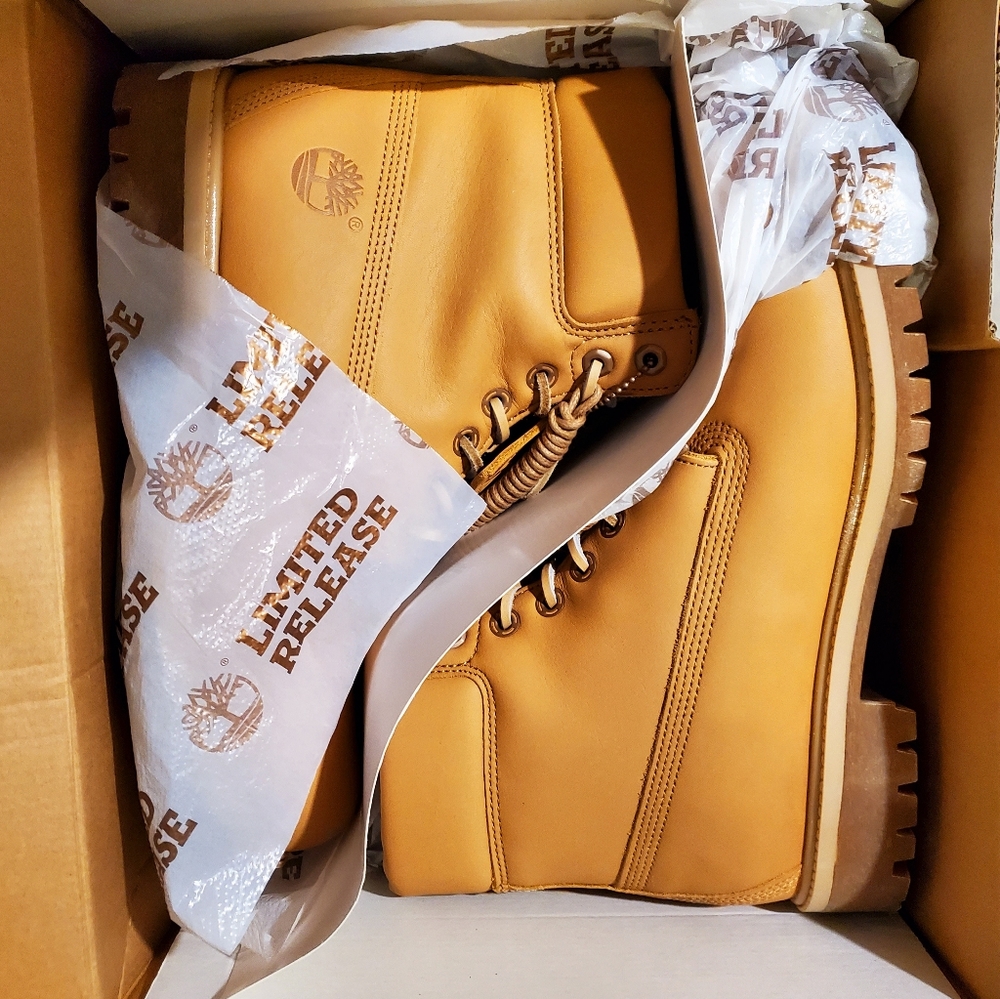 Limited Release Mens Timberland Waterproof Boots Size 10